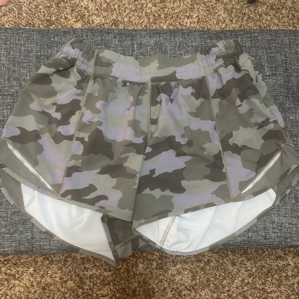 Lululemon hotty hot shirt